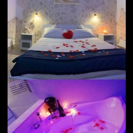 V&M Suite Con Jacuzzi Ostuni Luaran gambar