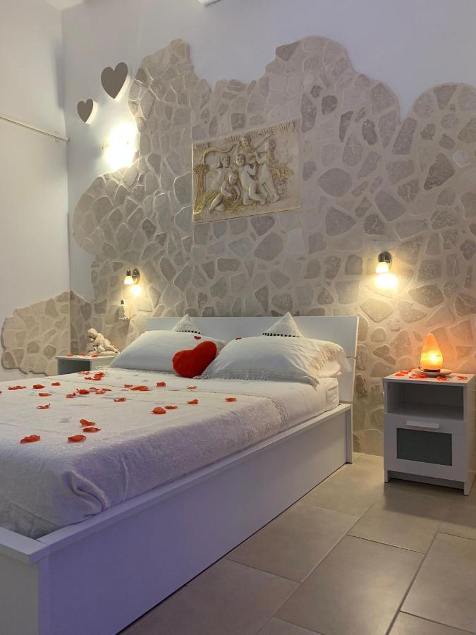V&M Suite Con Jacuzzi Ostuni Luaran gambar