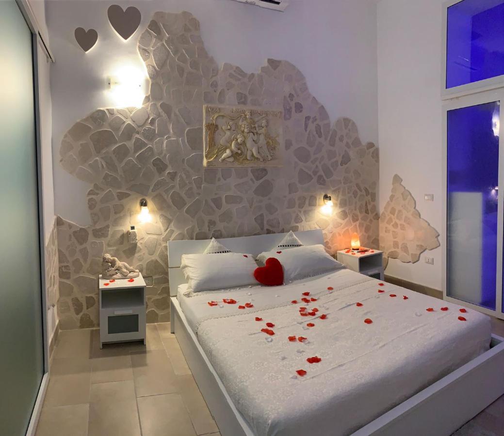V&M Suite Con Jacuzzi Ostuni Luaran gambar