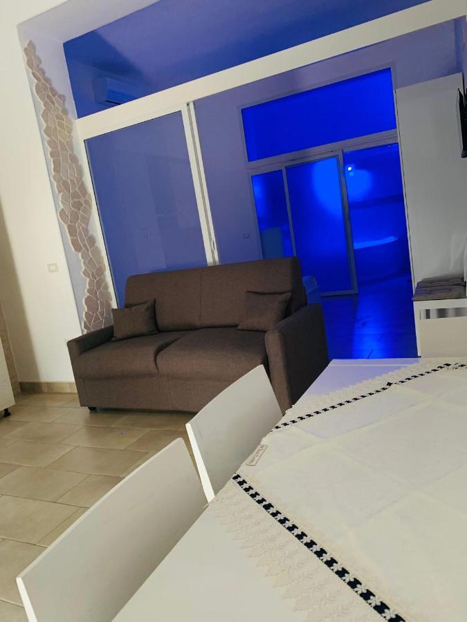 V&M Suite Con Jacuzzi Ostuni Luaran gambar