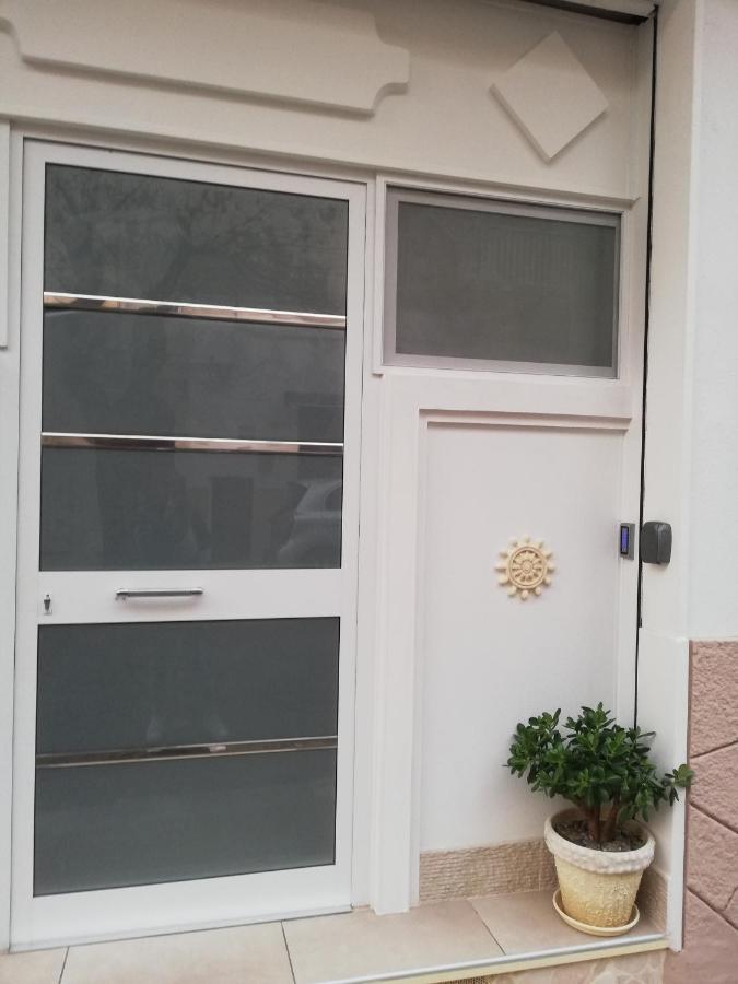 V&M Suite Con Jacuzzi Ostuni Luaran gambar